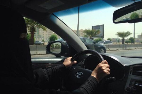 فتاة تدهس عدد من زميلاتها في صنعاء 2948261 1550814011 600x400
