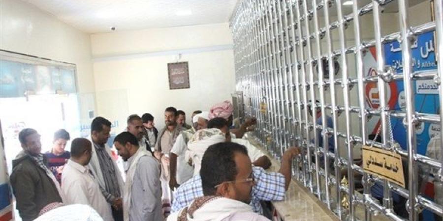 محلات الصرافة ترفع رسوم خدمة الحولات المالية في اليمن( قائمة بالاسعار) 900x450 Uploads20190707a8d4a5449a