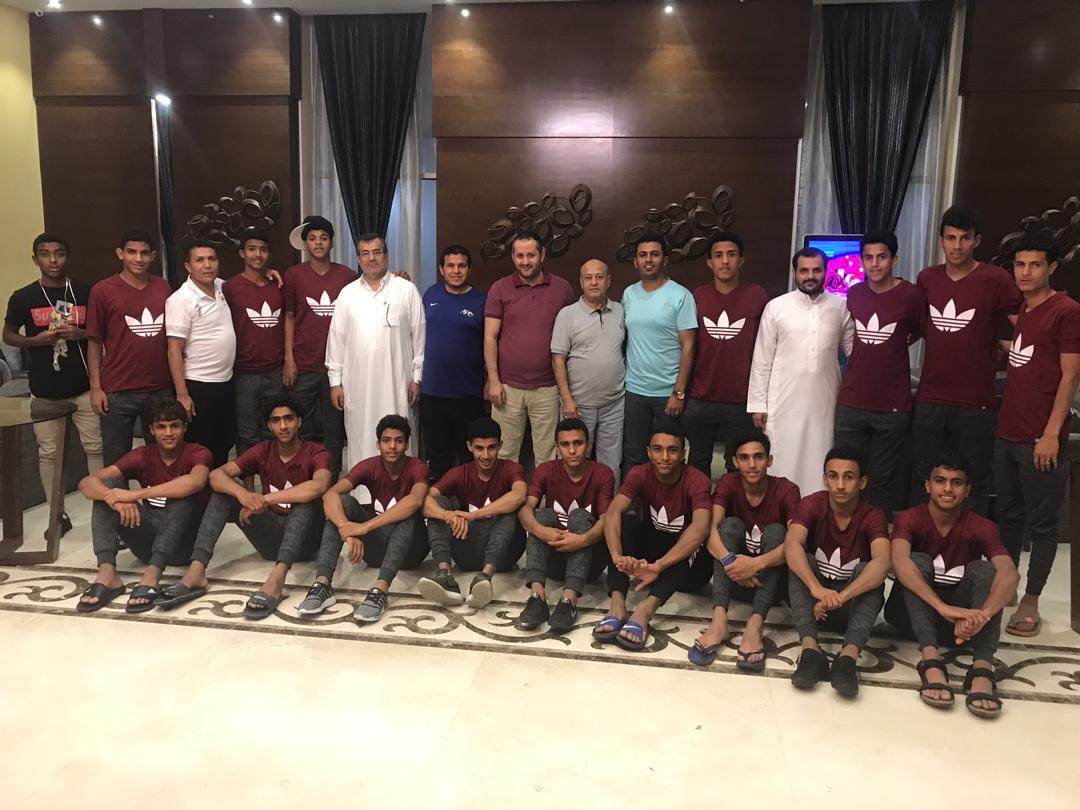 صورة وزارة الشباب والرياضة تودع منتخب الناشئين نحو آسيا.