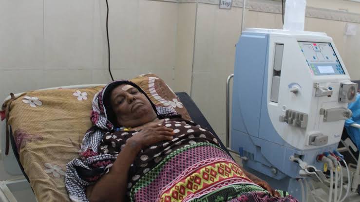 طبيبة تتعرض لطعنات قاتلة في أحدى المستشفيات في عدن.. (تفاصيل القصة) Images 2019 12 09T220432.420