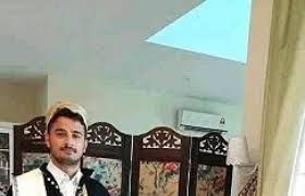 صورة سويدية تزف ليمني وهي ترتدي الزي الصنعاني.. صورة