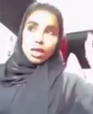 ناشطة إماراتية تثير ضجة باليمن والسبب الزواج " فيديو" 1593599691