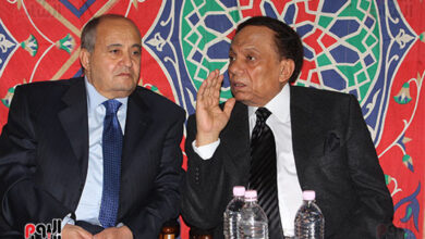 صورة لهذا السبب لم يحضر عادل إمام جنازة وعزاء سمير غانم