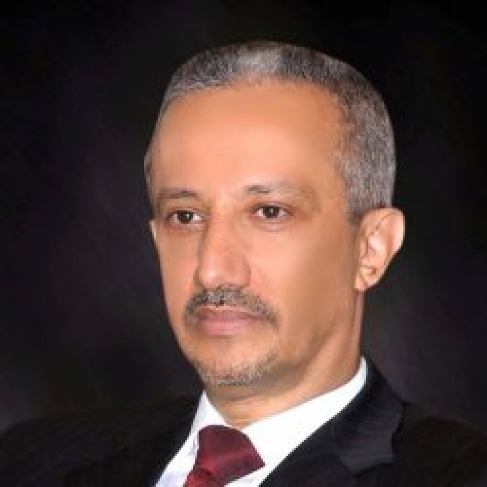 شوقي هائل يدعم مستشفى الثورة بأجهزة ووحدات محورية بتكلفة تتجاوز 50 الف دولار 17 04 21 267178600
