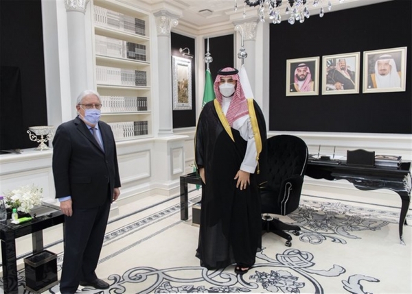 غريفيث وخالد بن سلمان