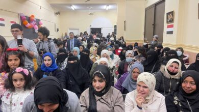صورة عيد الام.. تكريم اكثر من ١٠٠ إمرأة يمنية
