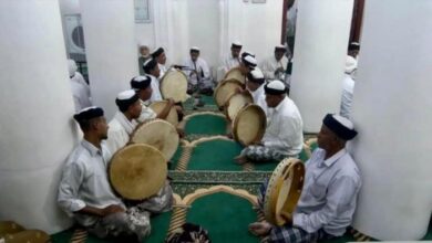 صورة الموشحات الصوفية أحد مظاهر الاحتفاء بشهر رمضان في اليمن