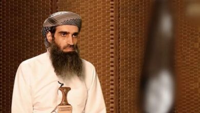 صورة بغارة أمريكية.. القاعدة يعترف بمقتل أحد قيادييه البارزين بمأرب