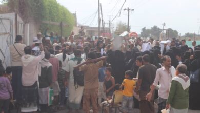 صورة تظاهرات شعبية في محافظات جنوبية للمطالبة بصرف المرتبات